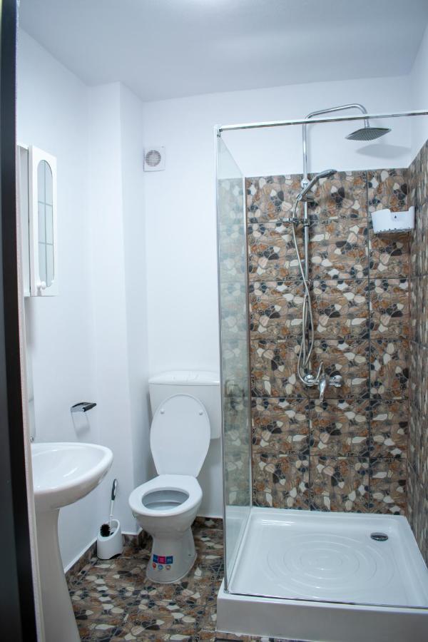 Hotel Casa Nevada Curtea de Argeş Zewnętrze zdjęcie